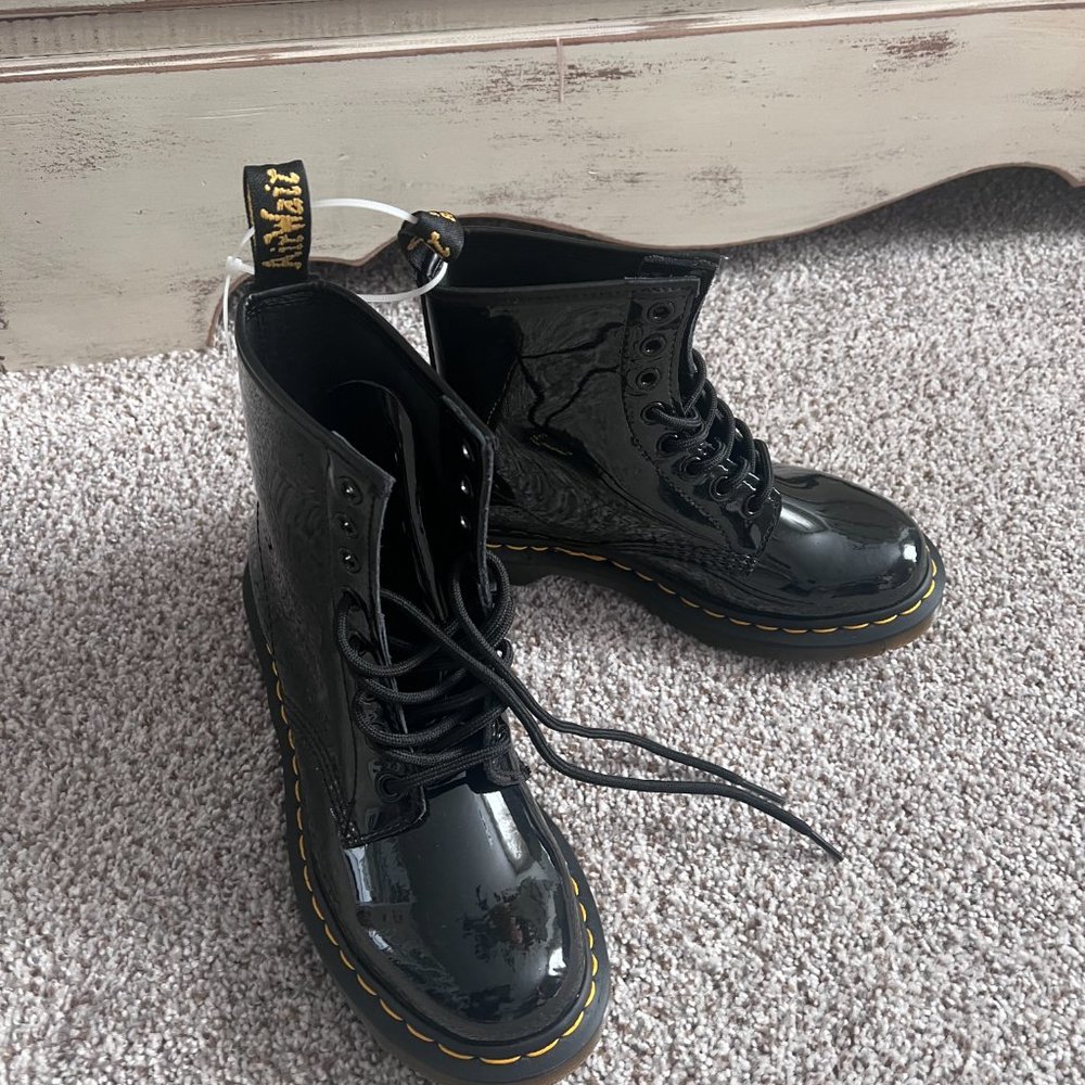 Dr. Martens, boots/patent leather/ Women's Size 7